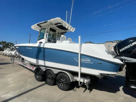 Boston Whaler 320 Outrage image