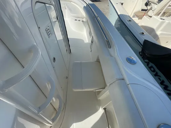 Boston Whaler 320 Outrage image