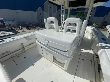 Boston Whaler 320 Outrage image
