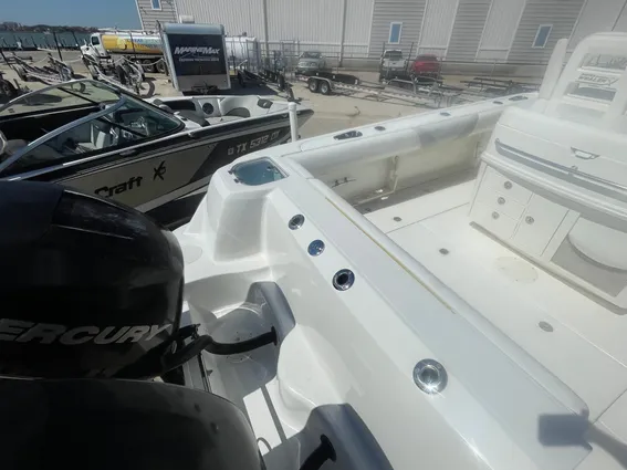 Boston Whaler 320 Outrage image