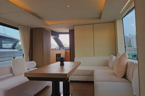 Azimut SEADECK-7 image