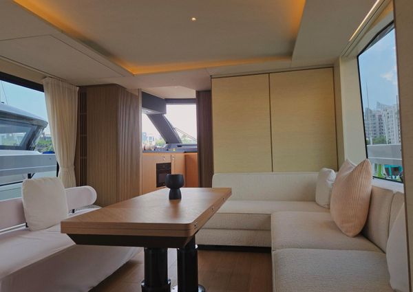 Azimut SEADECK-7 image