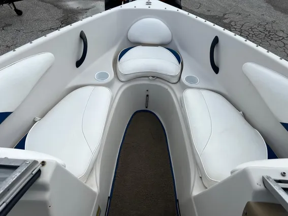 Crownline 180-BR image