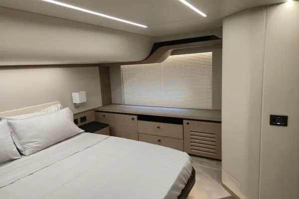 Absolute NAVETTA-53 image
