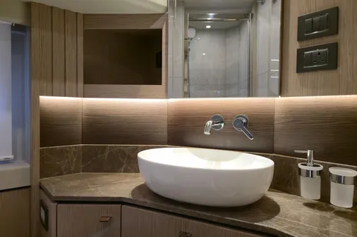 Absolute NAVETTA-53 image