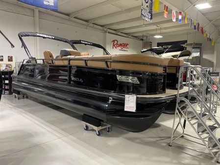 Regency 250-LE3-SPORT image