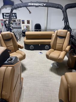 Regency 250-LE3-SPORT image
