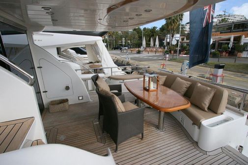 Elegance 64 image
