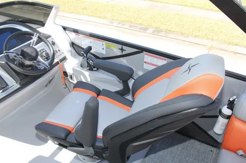 Berkshire 25 Sport CL image