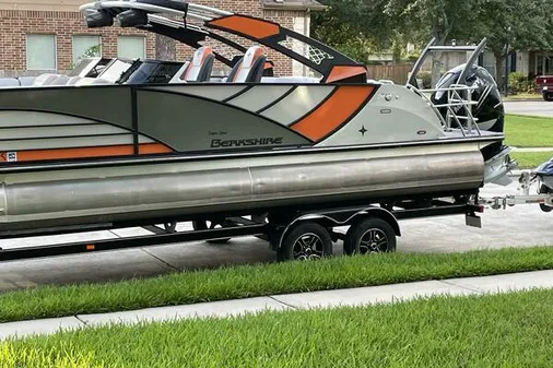 Berkshire 25 Sport CL image