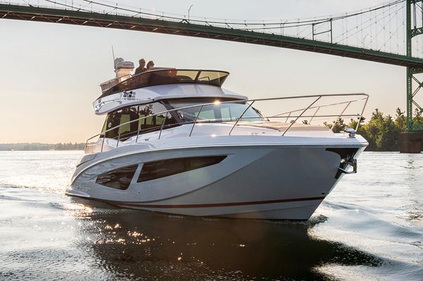 Regal 42 Fly - main image