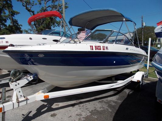 Bayliner 185 Bowrider - main image