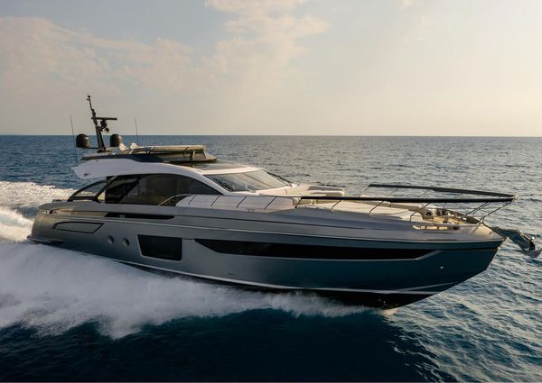 Azimut S8 image
