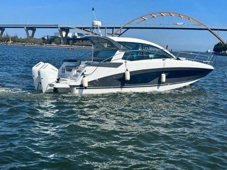 Beneteau GT 36 image