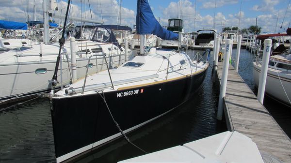 Beneteau First 27.7 