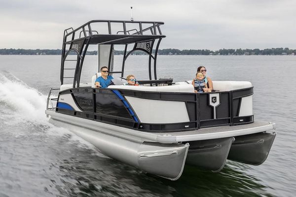 Godfrey MONACO-SUNDECK - main image