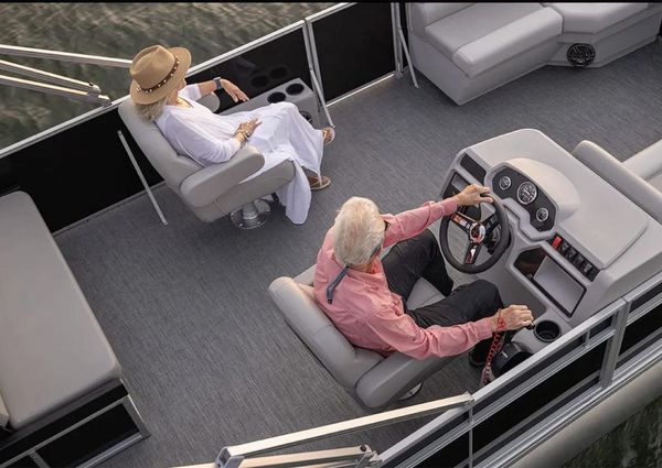 Godfrey XPERIENCE-LOUNGE image