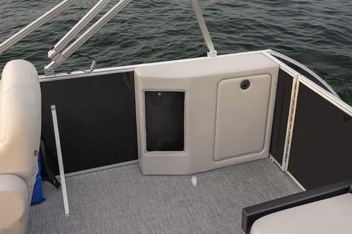 Godfrey XPERIENCE-LOUNGE image