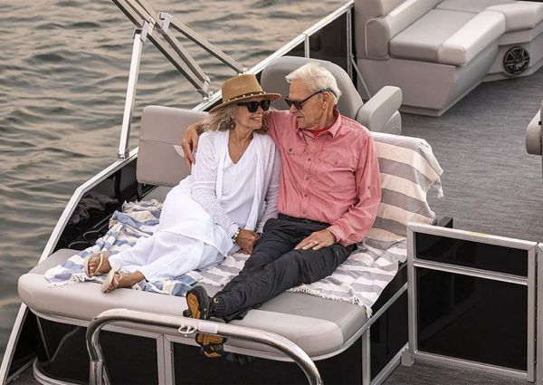 Godfrey XPERIENCE-LOUNGE image