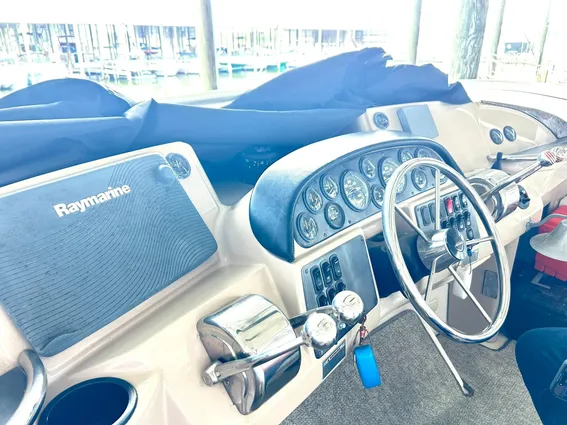 Carver 41 Cockpit Motor Yacht image