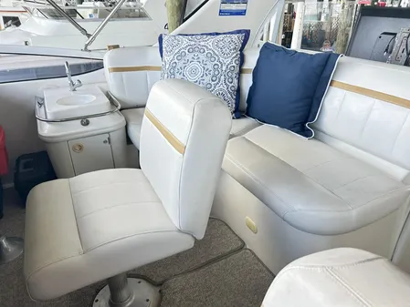 Carver 41 Cockpit Motor Yacht image
