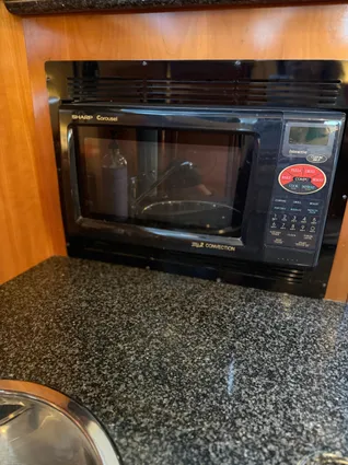 Carver 41 Cockpit Motor Yacht image