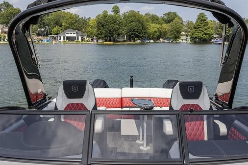 Godfrey SANPAN-TWIN image