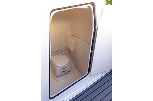 Bayliner TROPHY-T22CX image