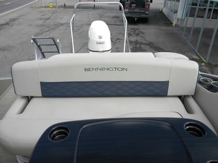 Bennington 22SSBXP image
