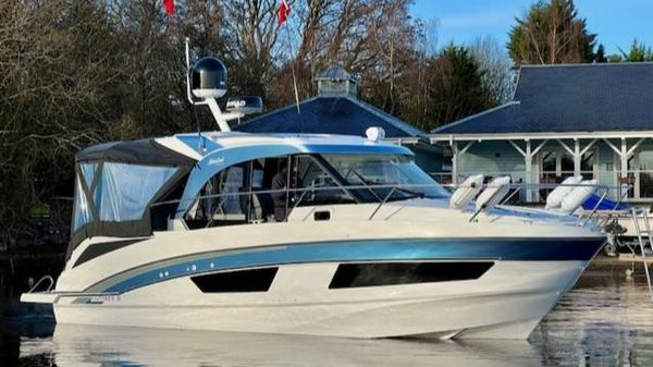 Beneteau Antares 9 