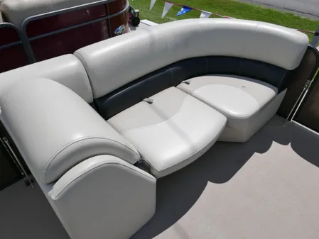 Manitou 23-AROURA-VP image