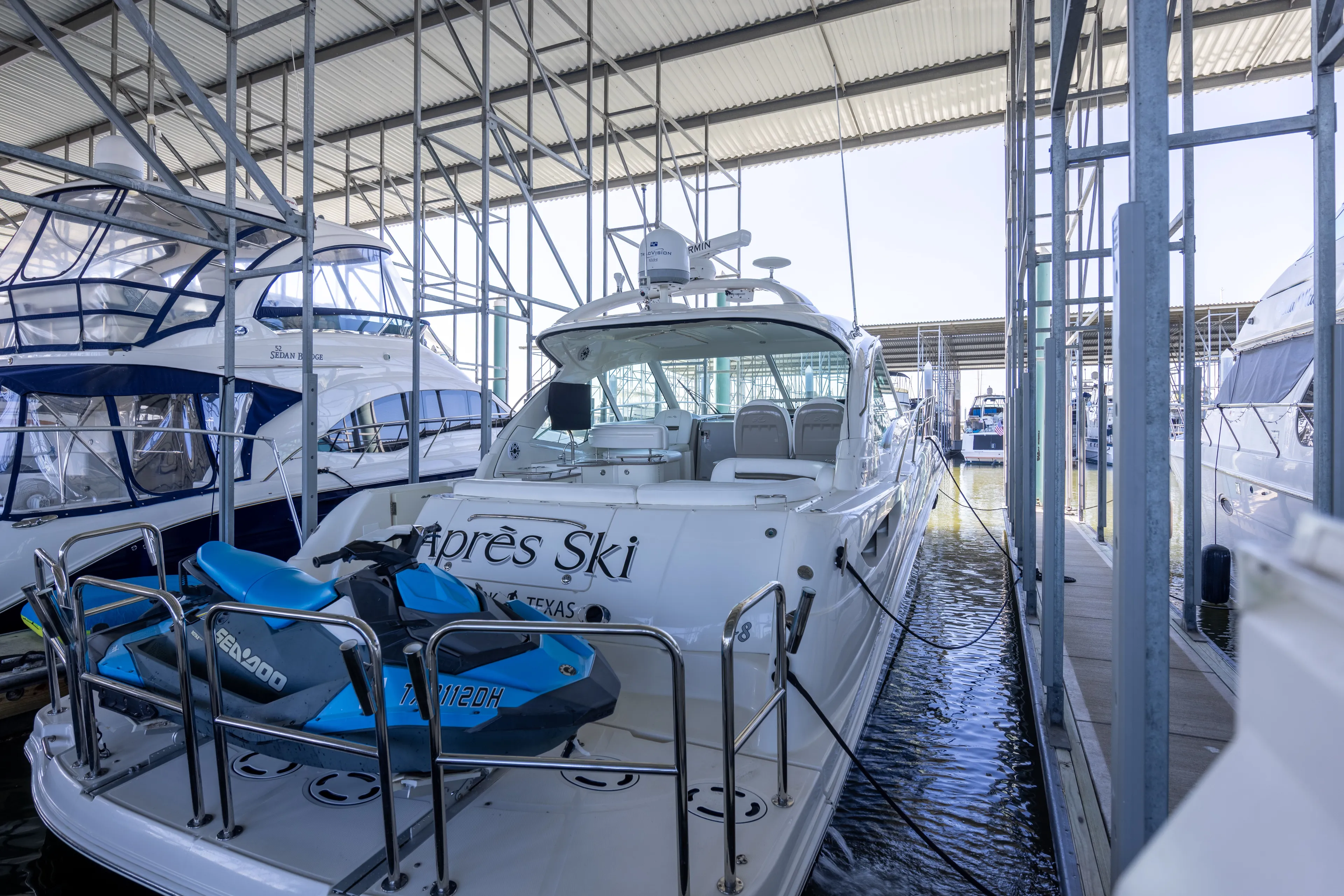 Sea Ray 48 Sundancer image