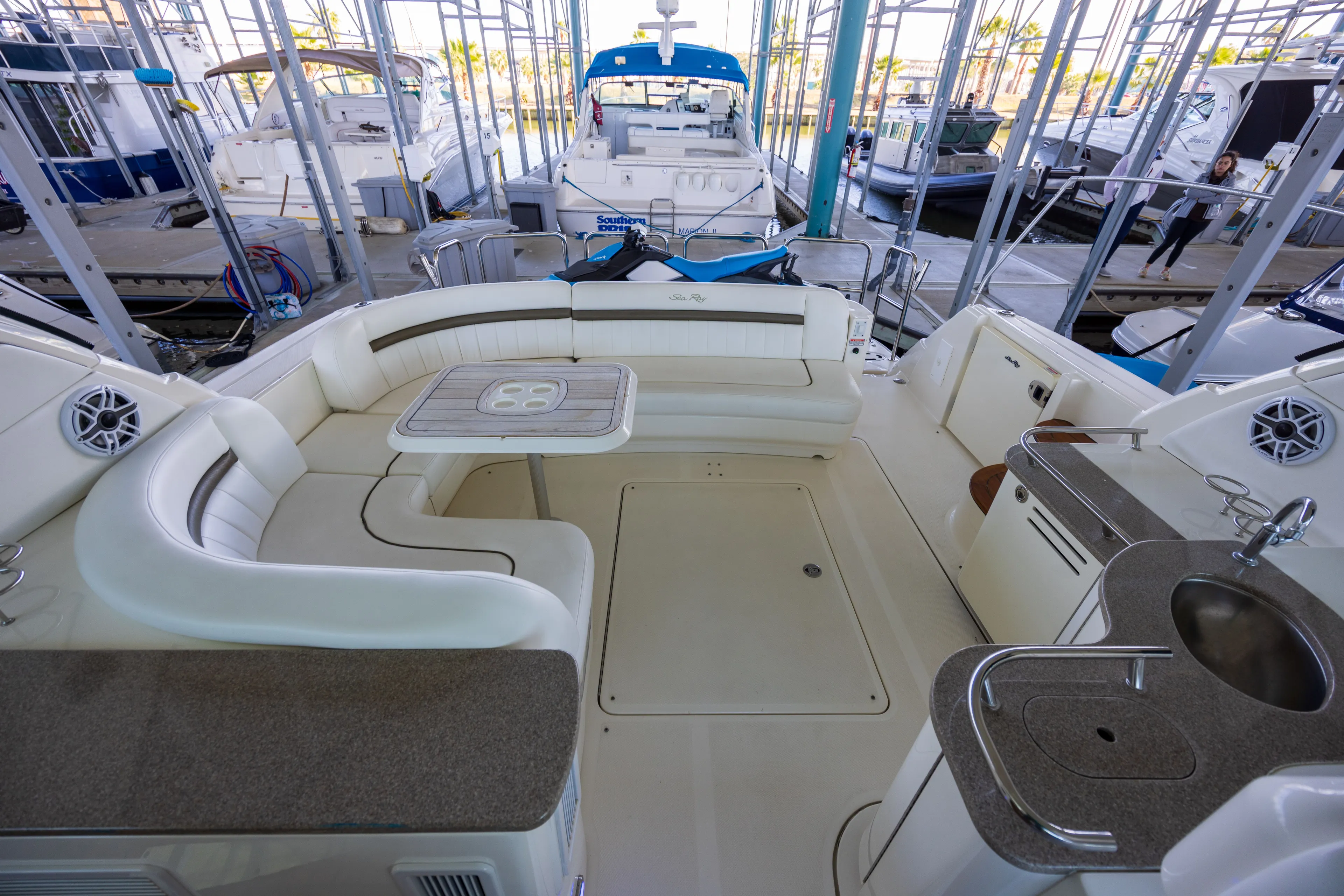 Sea Ray 48 Sundancer image