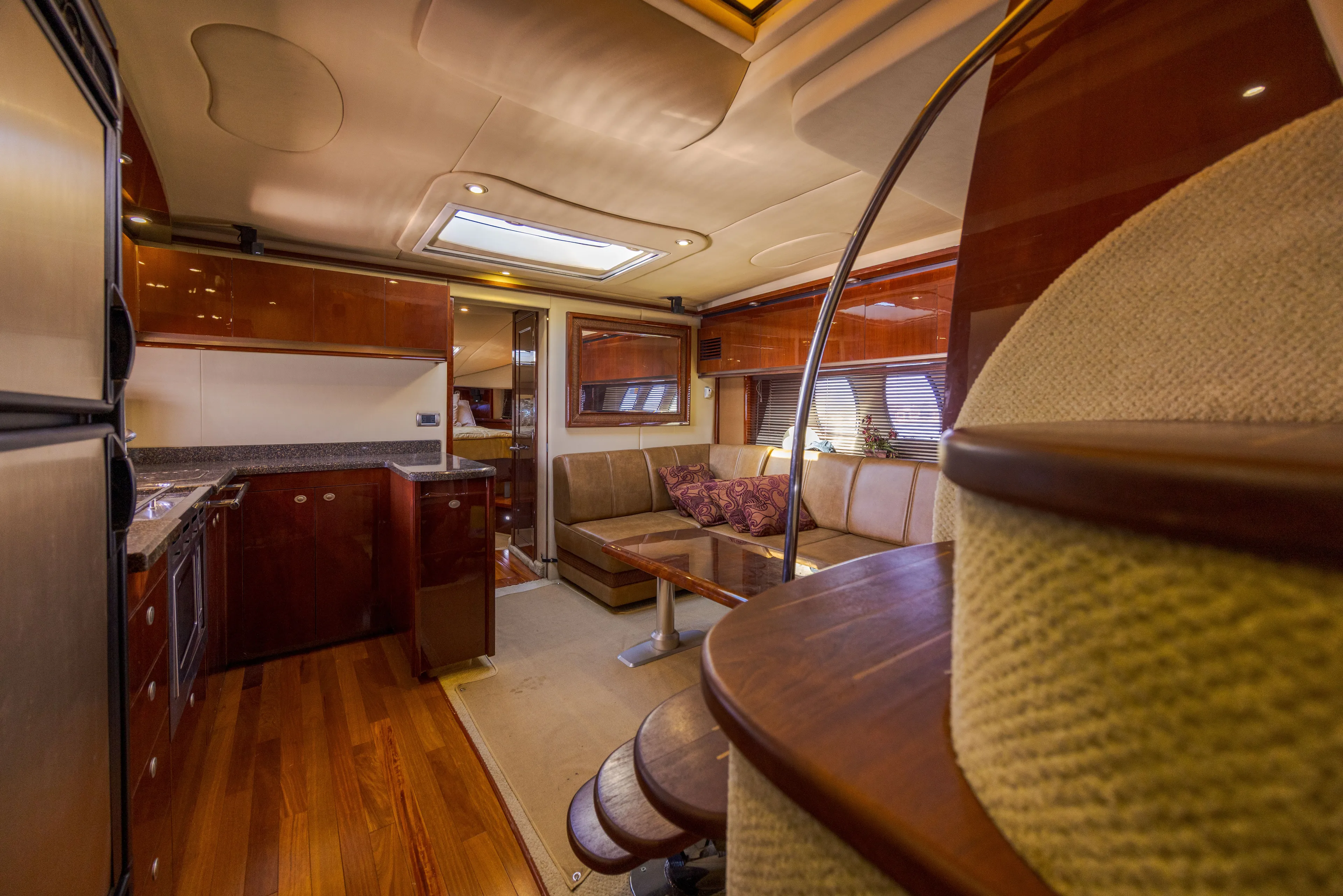 Sea Ray 48 Sundancer image