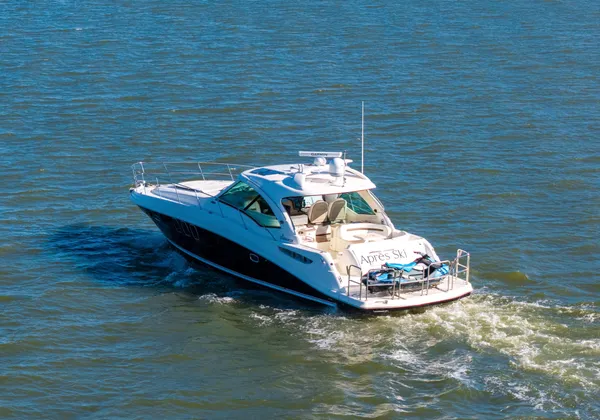 Sea Ray 48 Sundancer image
