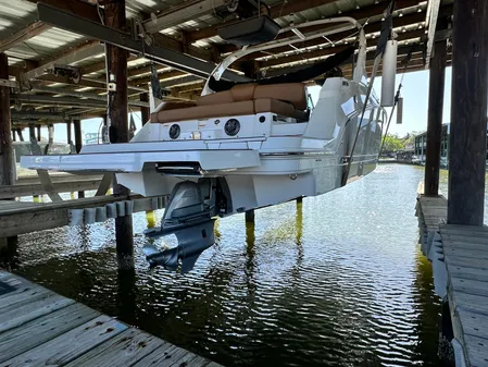 Four Winns HD8 image