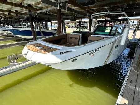 Four Winns HD8 image