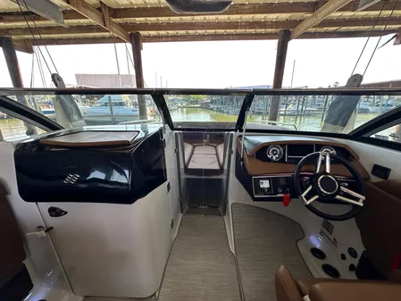 Four Winns HD8 image