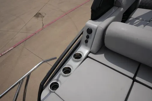 Harris 230 Solstice image