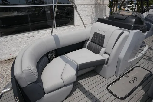 Harris 230 Solstice image