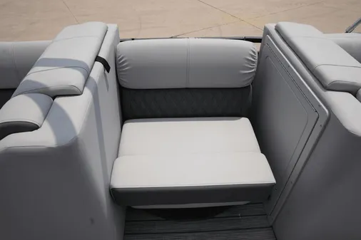 Harris 230 Solstice image