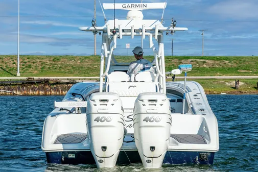 Yellowfin 32 Offshore image