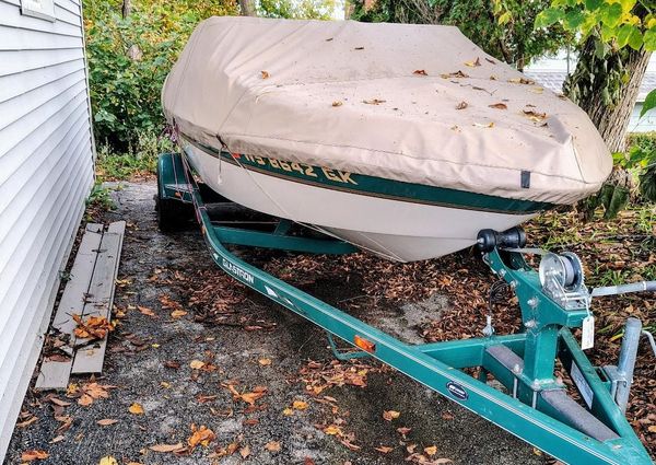 Glastron GX-185 image