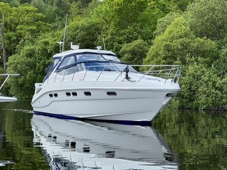 Sealine S43 Sports Cruiser image