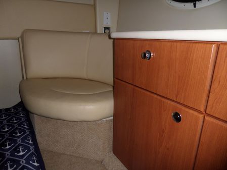 Bayliner 325 EXPRESS image