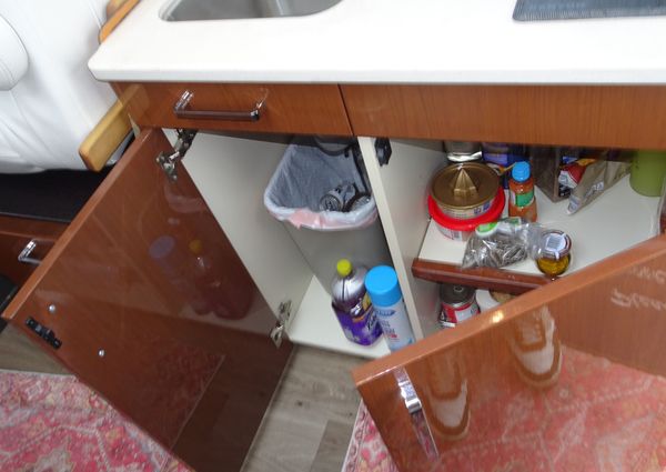 Carver C34-COUPE image