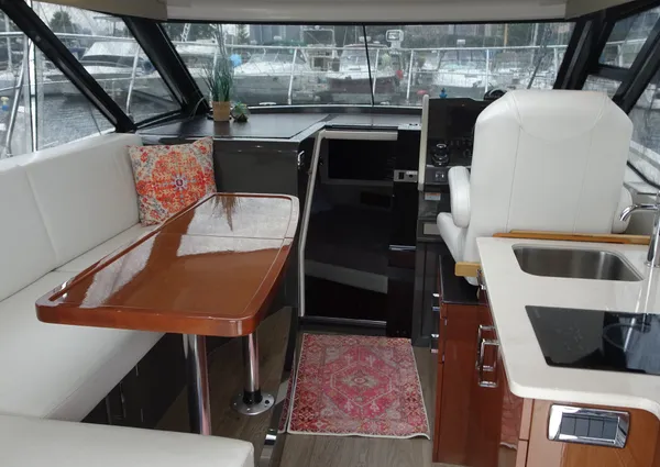 Carver C34-COUPE image