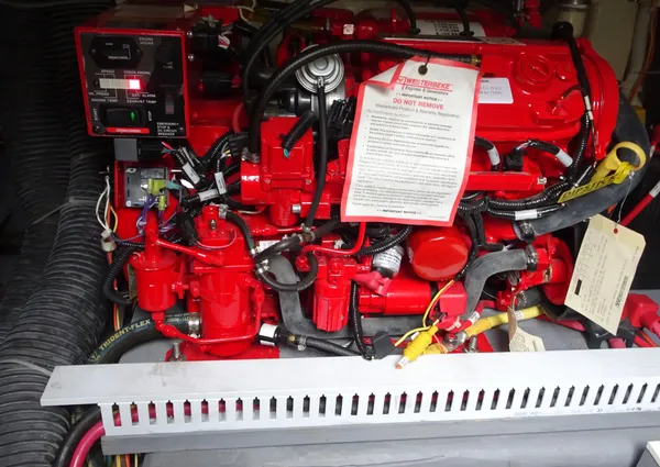 Carver C34-COUPE image