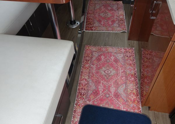 Carver C34-COUPE image