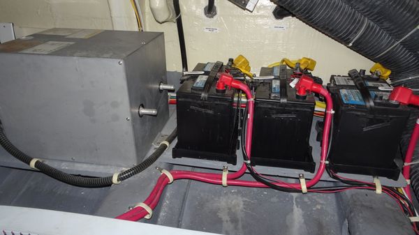 Carver C34-COUPE image